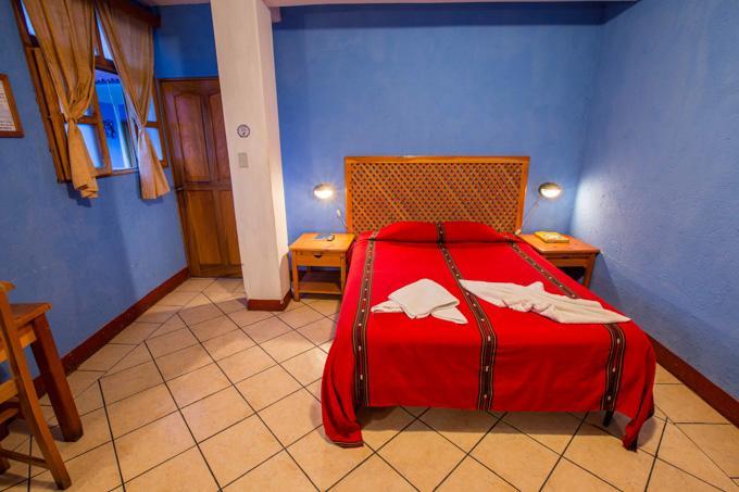 Hoteles Kakchiquel Panajachel Exteriör bild