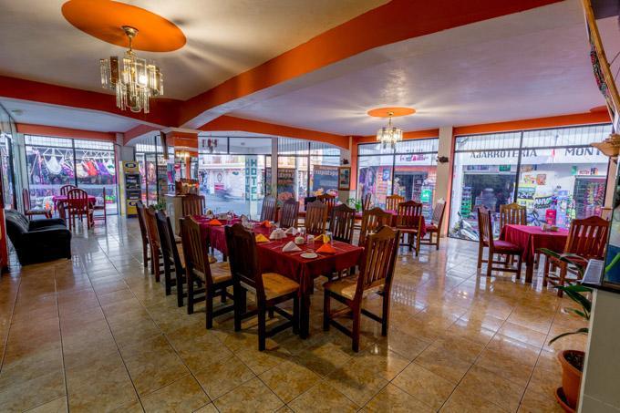 Hoteles Kakchiquel Panajachel Exteriör bild