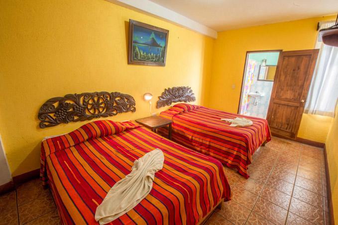 Hoteles Kakchiquel Panajachel Exteriör bild